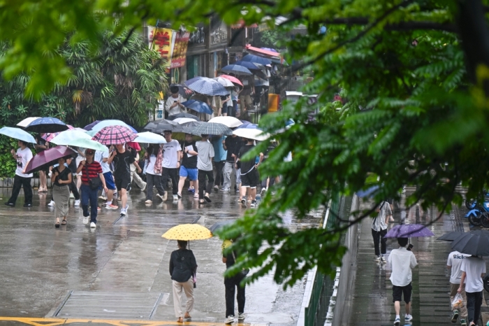 云南和华东地区等地有强降水 南方地区高温持续