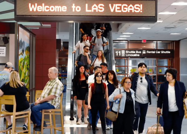 赌城 | 维加斯机场国际旅客持续激增