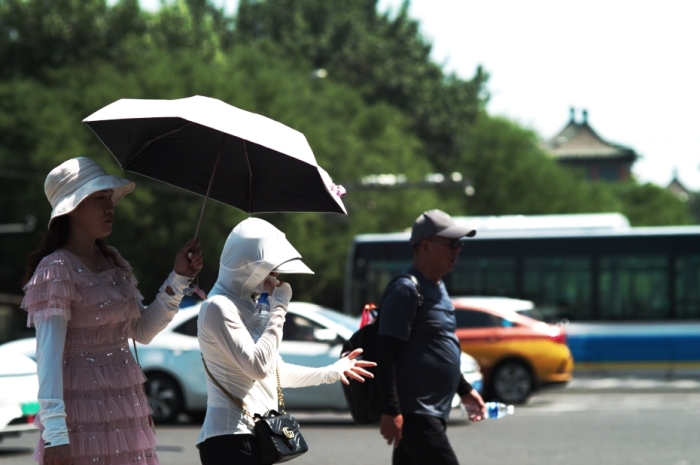 华北、黄淮高温进入鼎盛阶段 多地或现40℃“三连击”