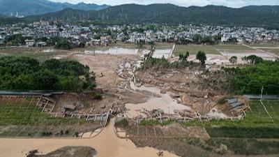 广东梅州两地因强降雨灾害造成9人死亡6人失联